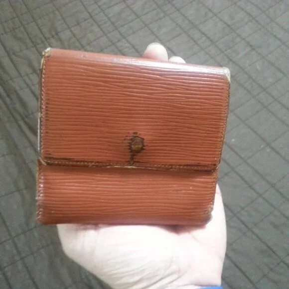 Vintage LV Louis Vuitton Epi Leather Cognac Wallet Trifold Orange Brown women's - Picture 2 of 16